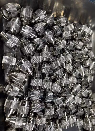 carga simulada del terminador coaxial masculino de 18g TNC RF cuerpo de acero inoxidable de 2 vatios Vswr bajo